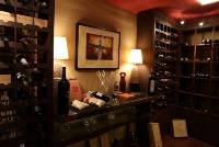 Sal&oacute;n Vinoteca Bacus