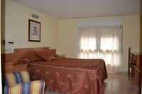 554935-hostal-restaurante-piquio-servicio_de_hostal_y-restaurante_8