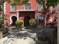 Hospedería El Cedro