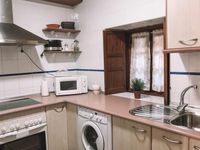 Alojamiento-rural-la-escuela_cocina_casa2-283e024c