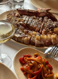 WhatsApp-Image-2024-04-10-at-20.38.10-1-748x1024